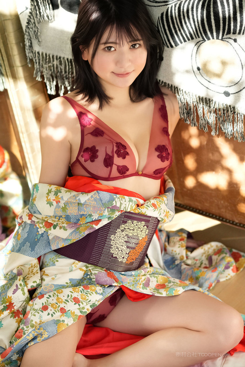 一二三四日本无吗清纯内衣女士写真图片