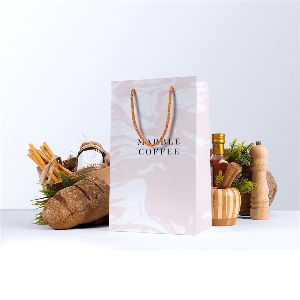 咖啡店手提袋包装样机模板