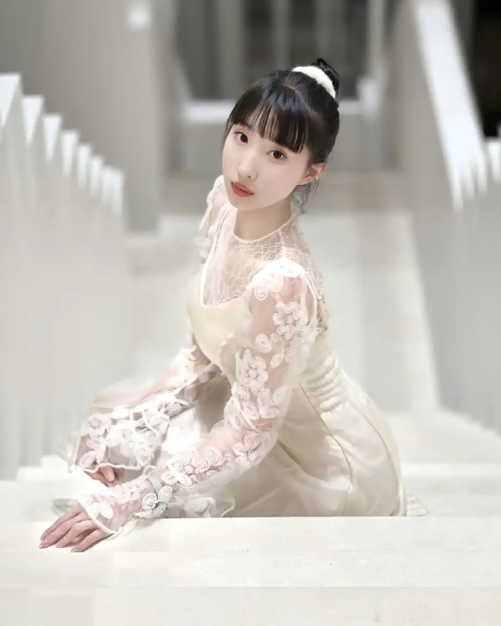 丝袜长腿少女清纯高雅美腿性感美女