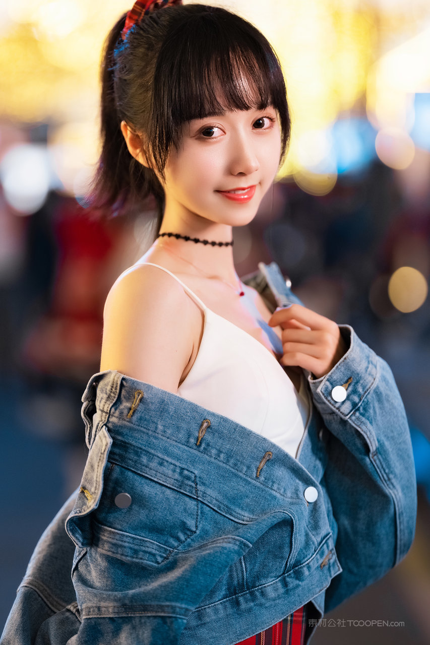 西西清纯美少女唯美艺术照