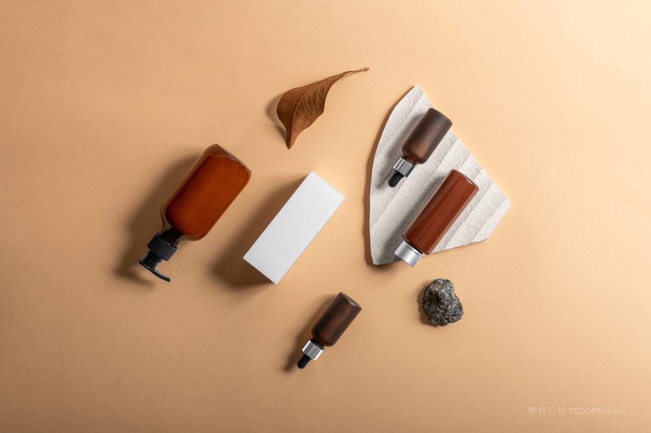 化妆品瓶子样机psd