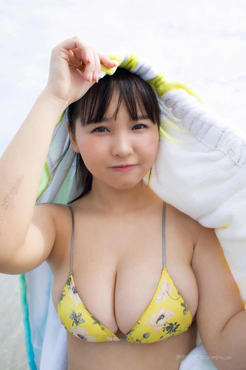 岛国童颜大胸美女人體藝術摄影写真性感图片