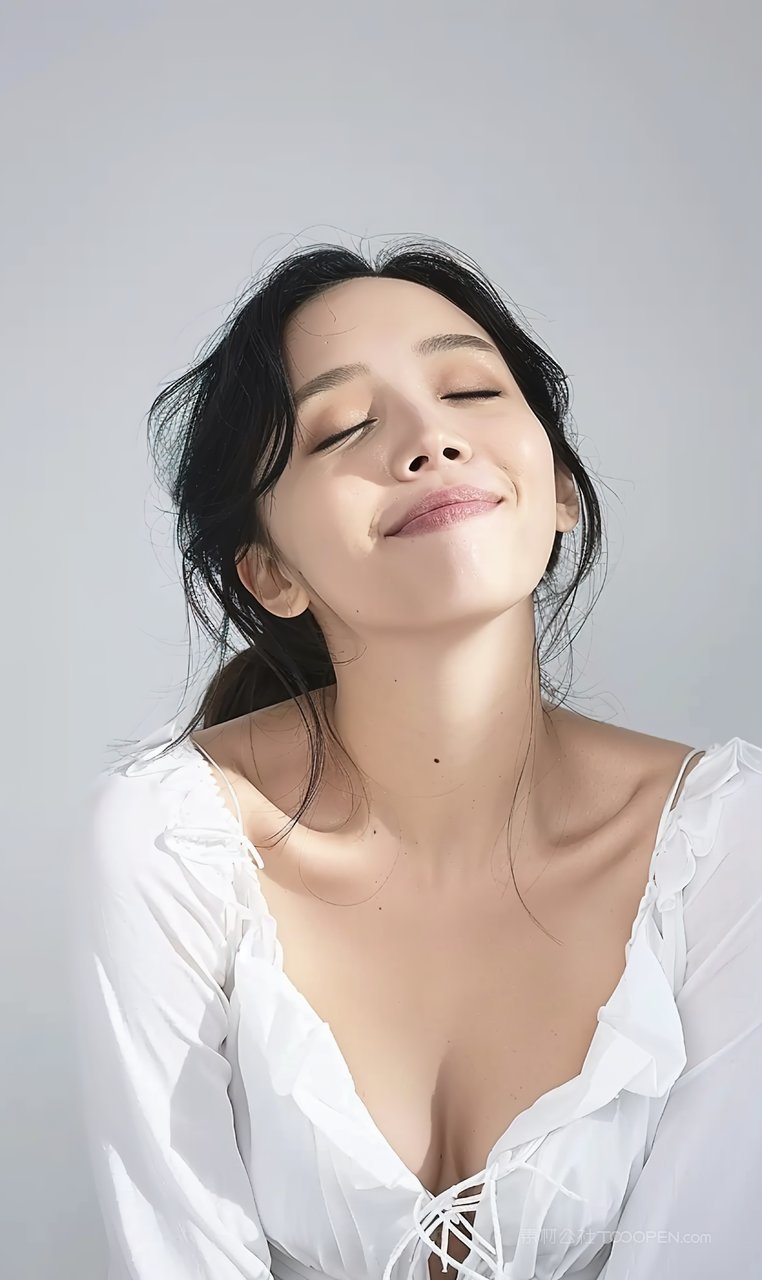 活力气质盛装青春美女美容彩妆女性