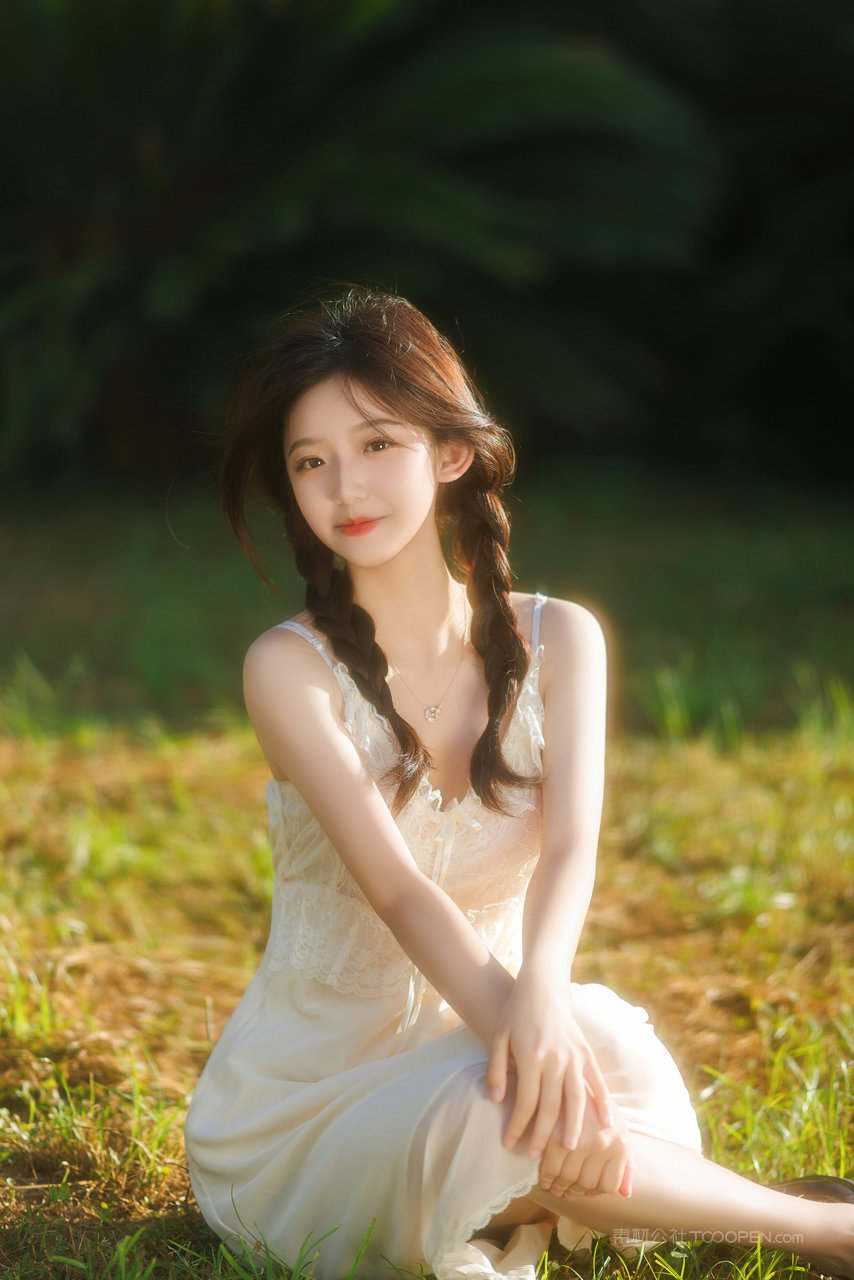 高清艺图语mm131美女大学生个人艺术照片