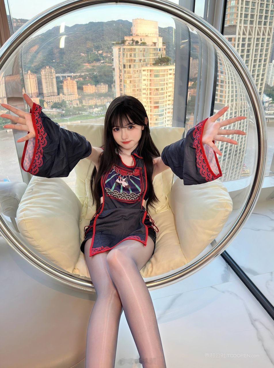 丰满少女清纯美腿丝袜长腿性感美女