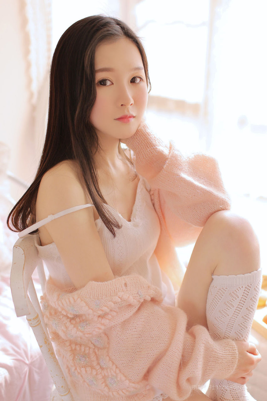 超高清五官精致的美女清纯女生头像图片大全