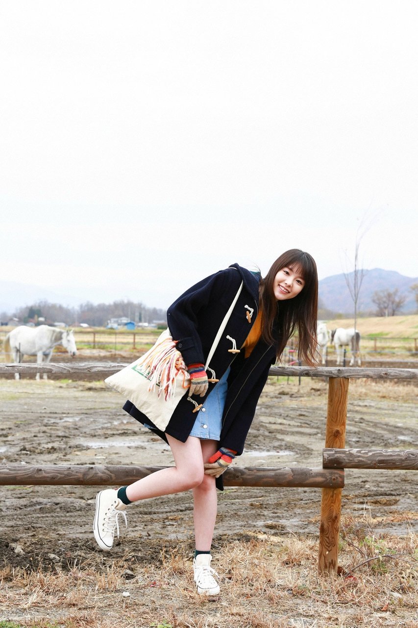 青春洋溢的日本甜美女孩图片