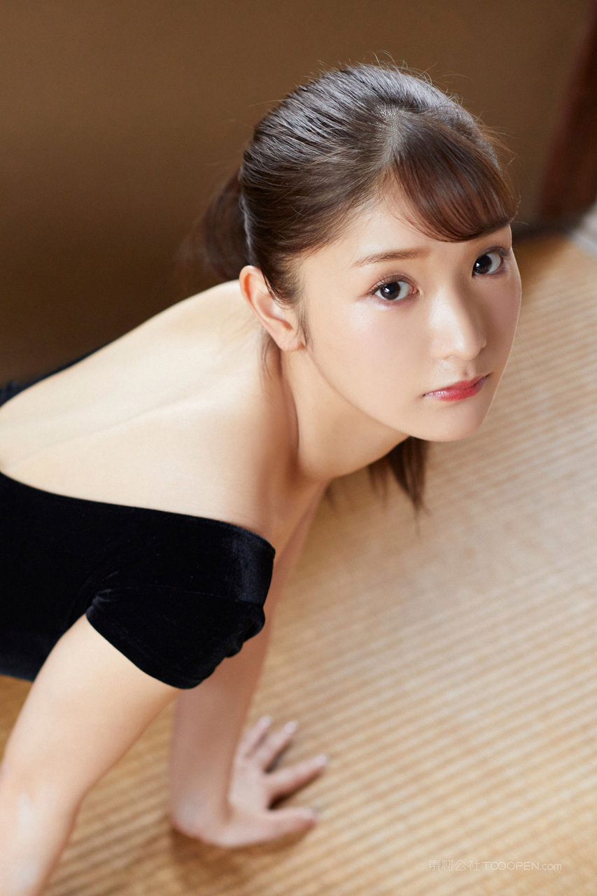 日本极品人体艺术西西美女MM