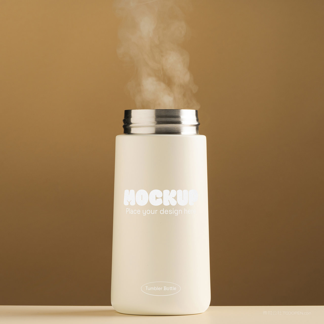 冒热气的不锈钢保温杯贴图样机