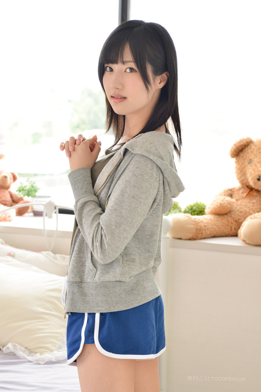 日本粉嫩美女mm131真实生活照写真图片高清