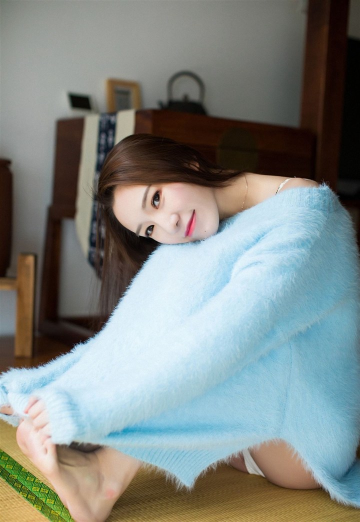 清纯美女大胆私房照