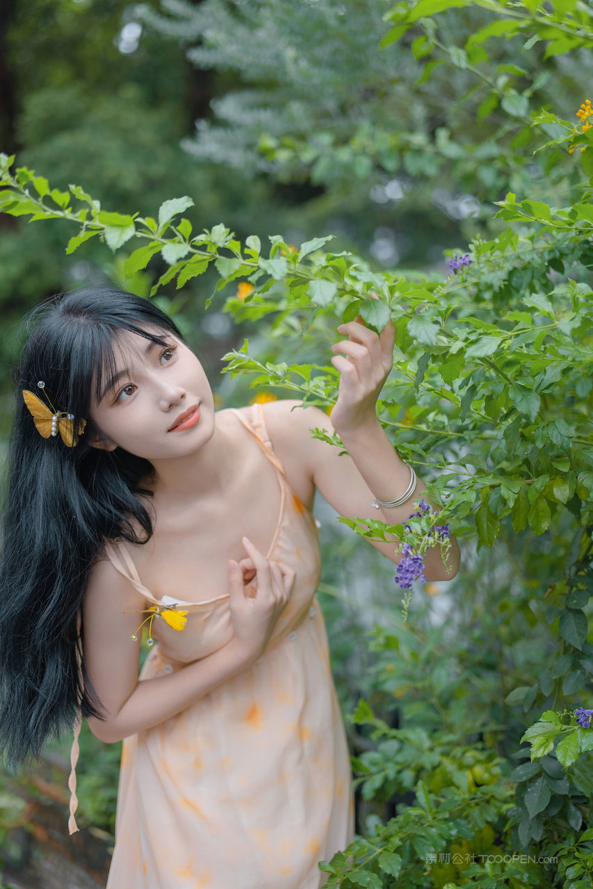 中国可爱女生手机壁纸图片