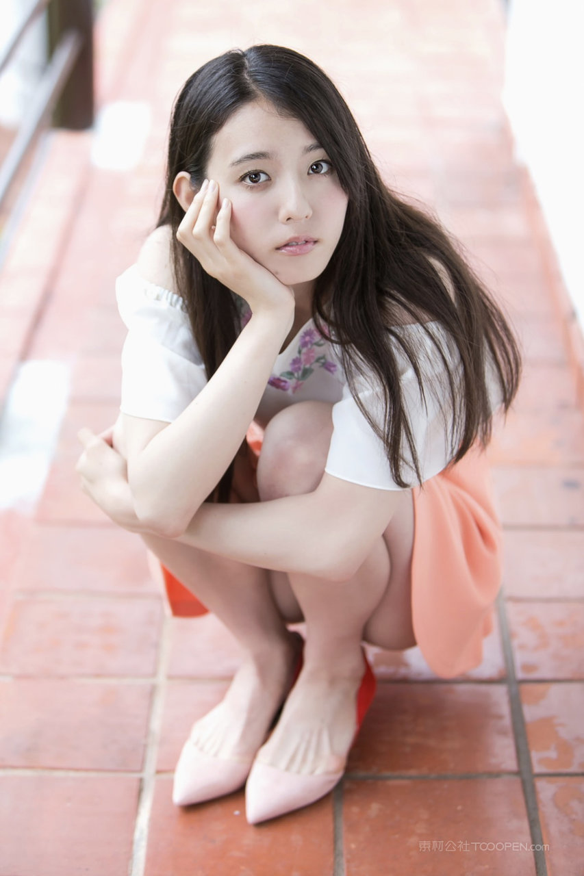 日本极品MM粉嫩美女131素颜真实无码图片