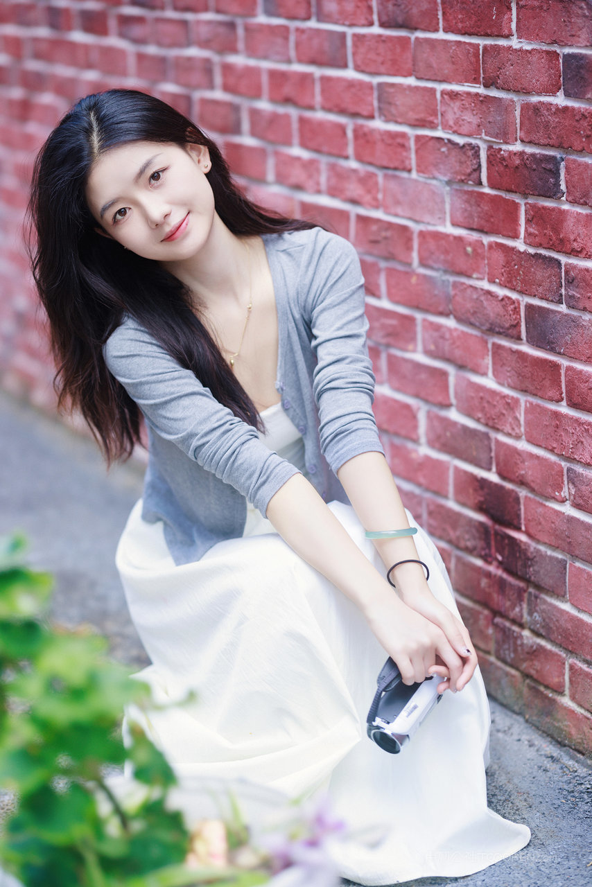 国产街拍小清新女孩摄影写真图片