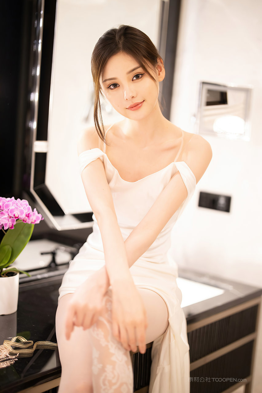 超高清漂亮优雅的女人小夕销魂美女图库