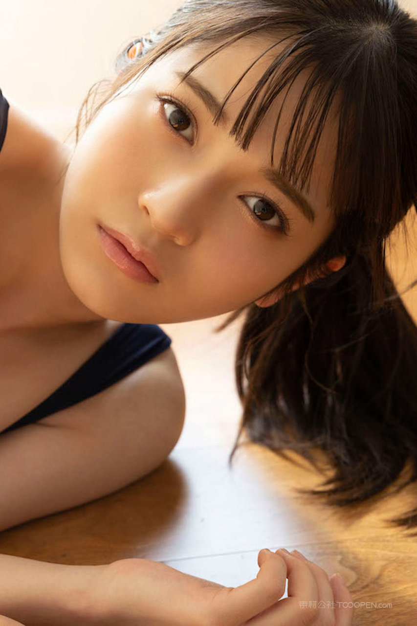 日本极品清纯美少女MM131美女近距离特写