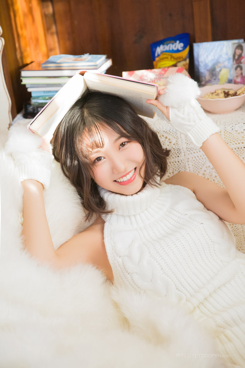 中国清纯唯美可爱女生艺术写真图片