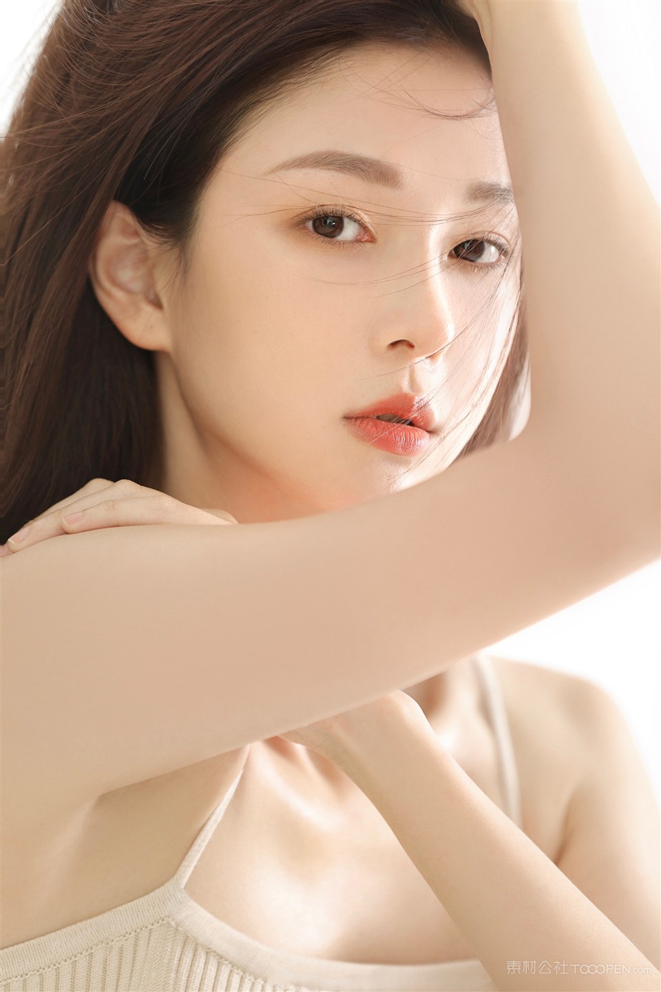 国内白嫩清纯美女学生生活照写真图片