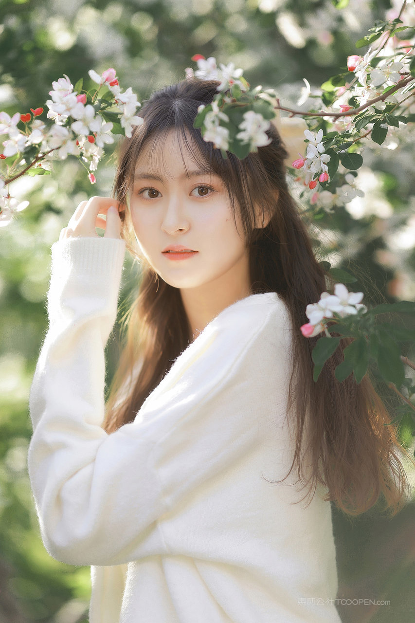 超好看的小姐姐养眼女生壁纸专区