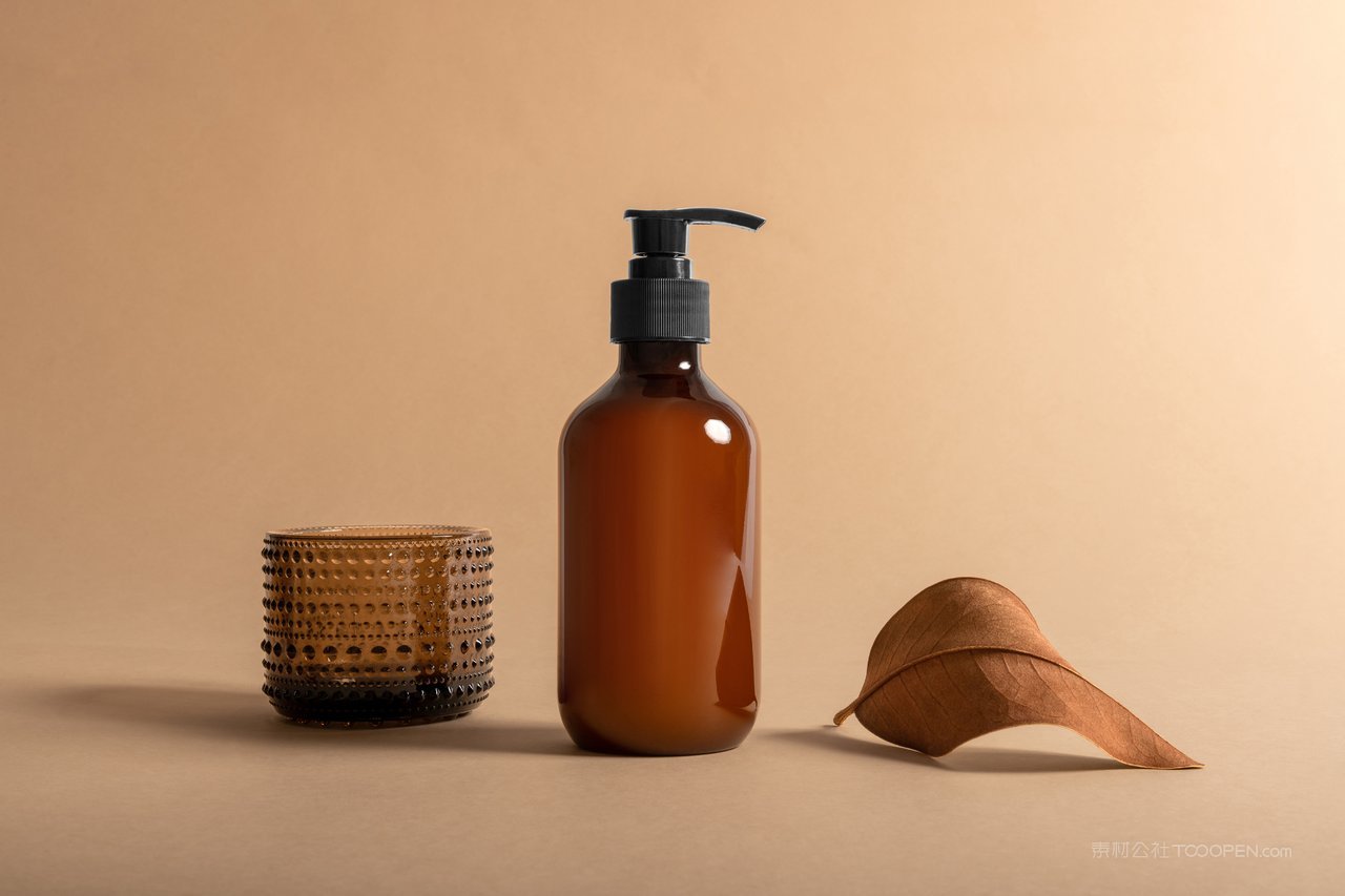 化妆品展示样机psd素材