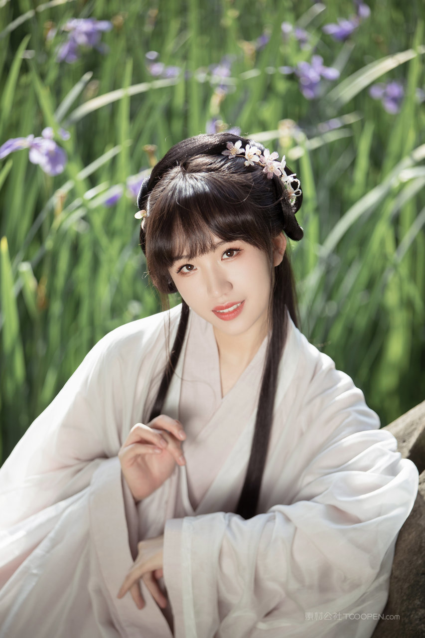 国产精品999古风美女汉服**艺术照