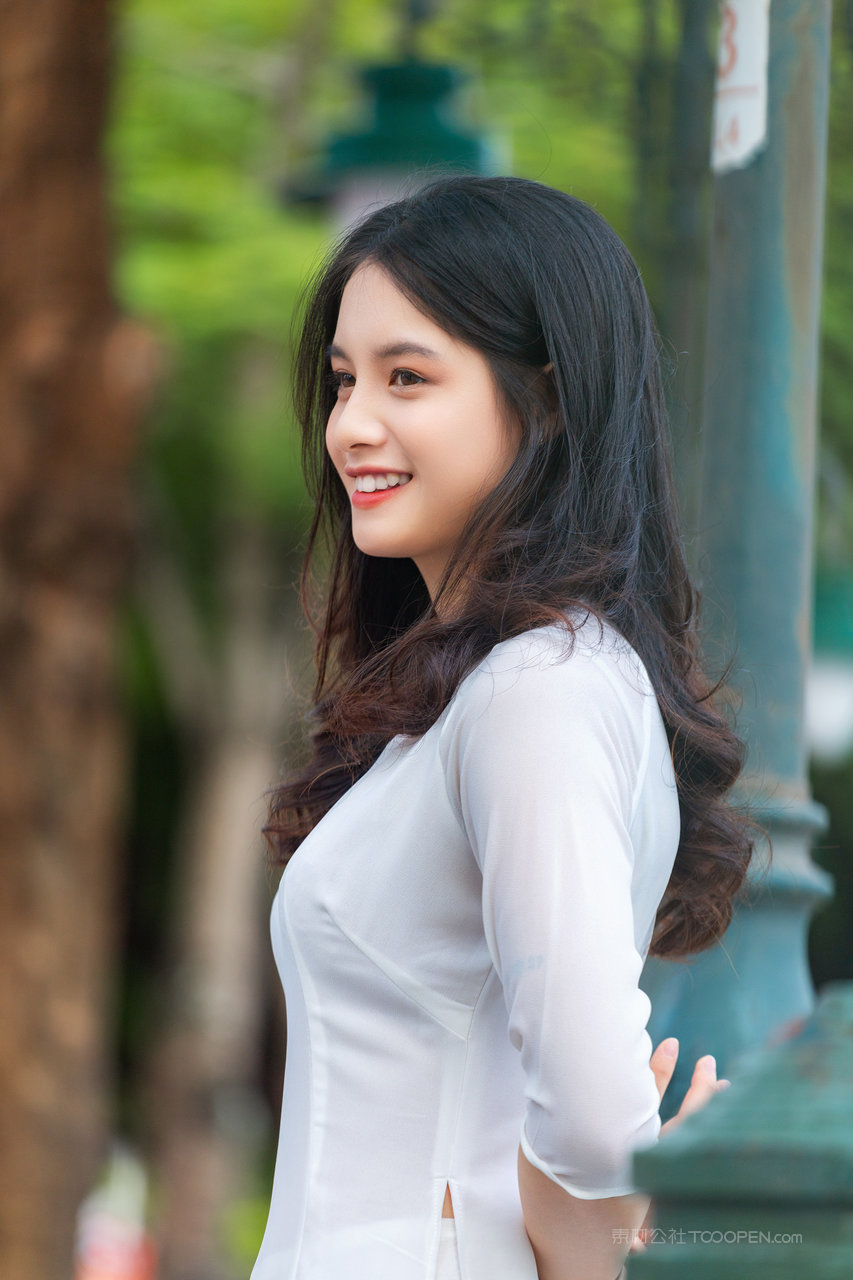 亚洲无码越南av美女天然素人艺术照在线下载