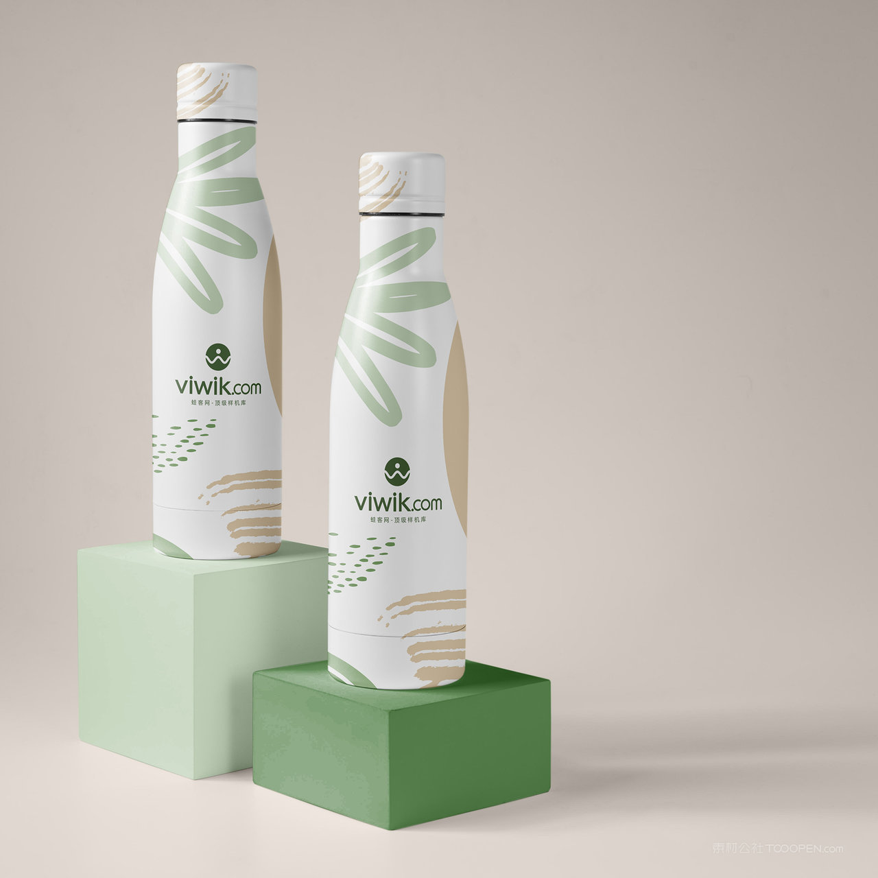 展示台上的两个保温瓶包装贴图样机