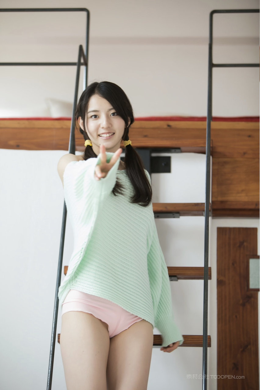 清纯豆豆美女女生宿舍自拍高清下载