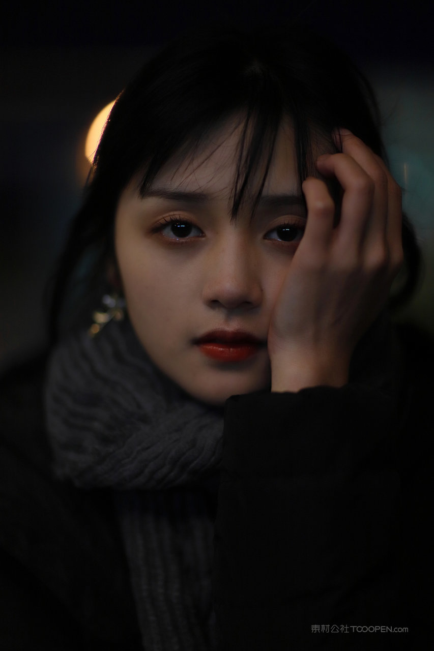 悲伤落泪美女女生清纯头像图片