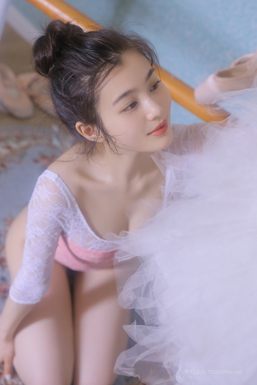 秀人网清纯美女大学生私房照写真图片