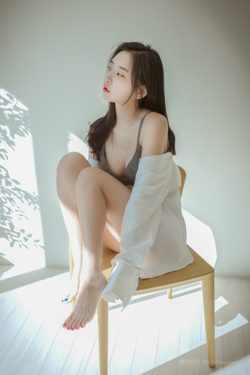 极品韩国美女明星女优申才恩写真艺术照