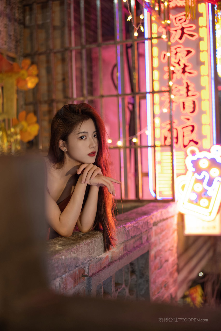 国产美女高清大图