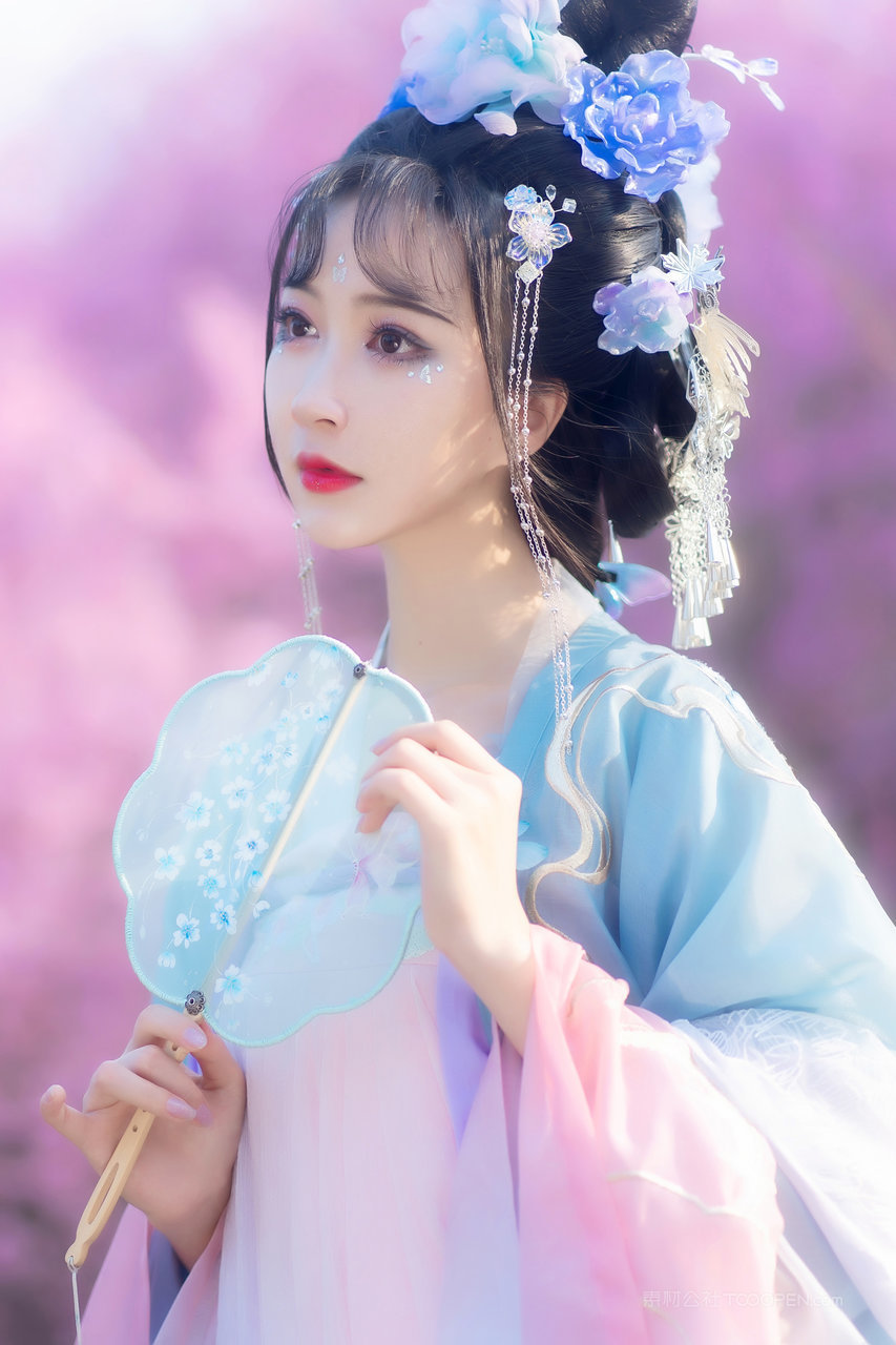 高颜值古装美女特写图片下载