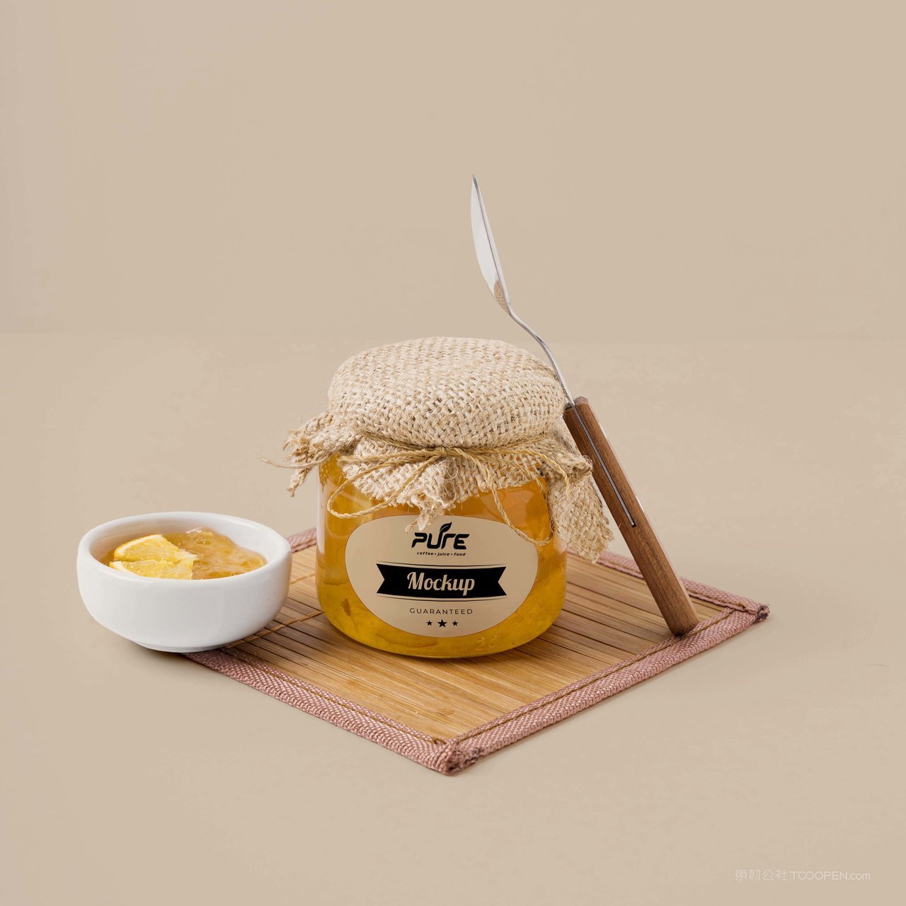 玻璃果酱瓶贴图样机