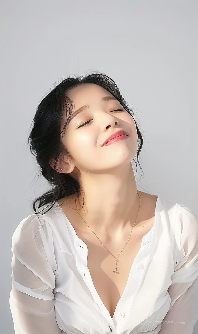 青春气质女性美容活力美女盛装彩妆