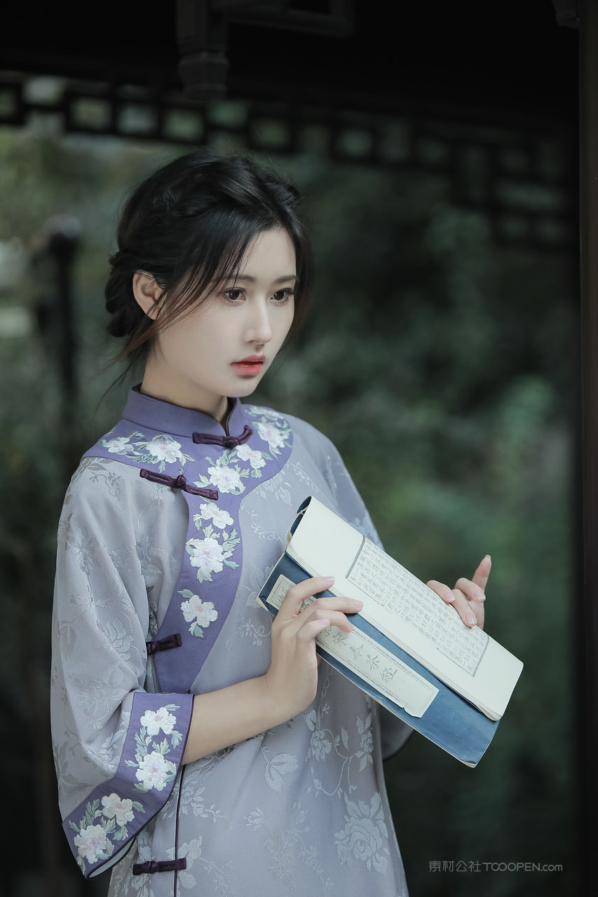 清纯旗袍美女图片